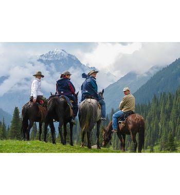 На конях по Узбекистану и Киргизии